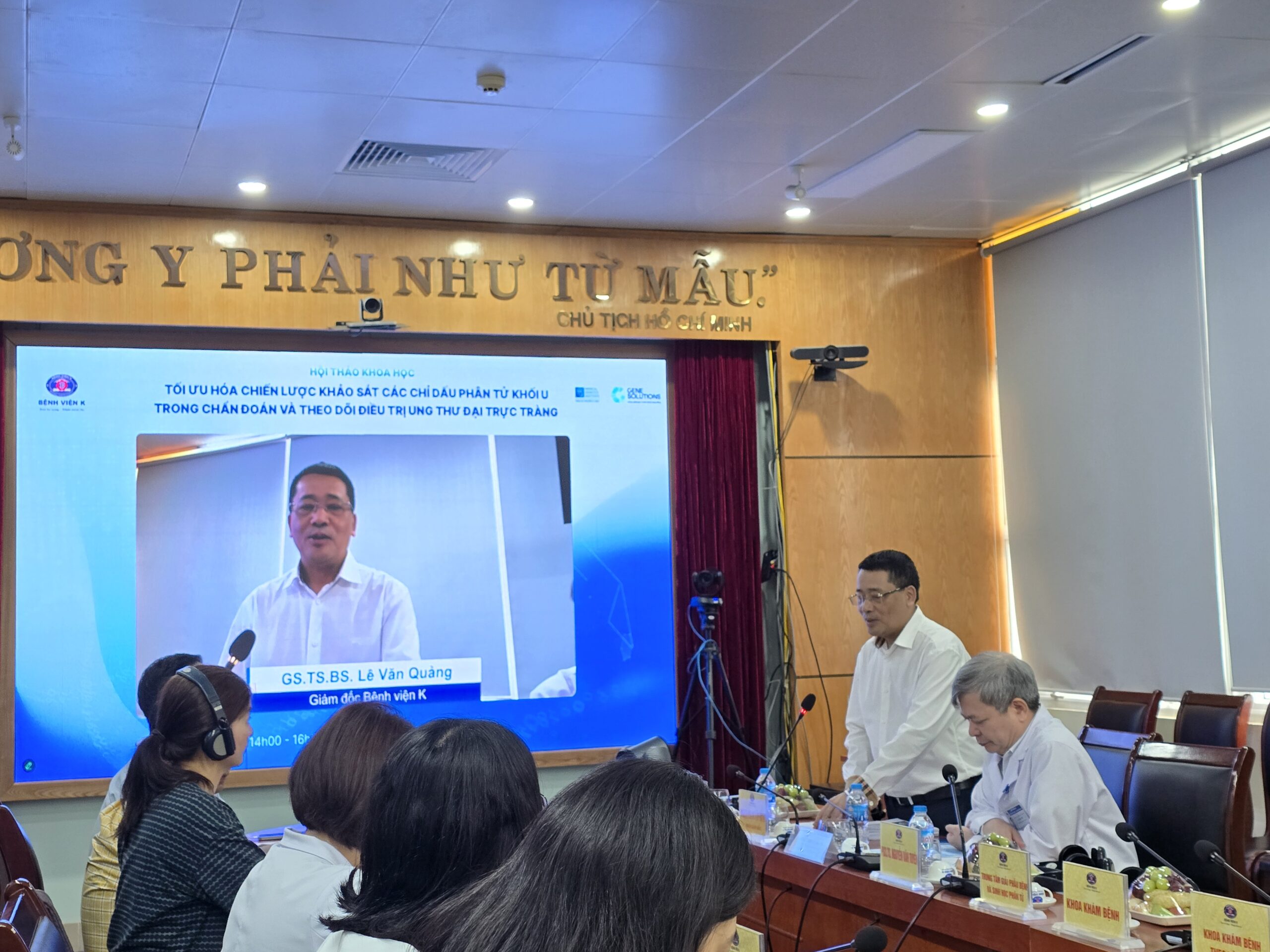 GS.TS.BS Lê Văn Quảng - Giám đốc Bệnh viện K tại buổi hội thảo ngày 18/4/2025